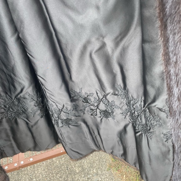 REAL MINK COAT - Picture 8 of 9